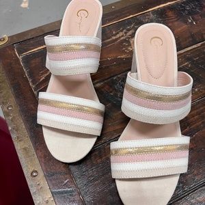 Women’s silo on heels